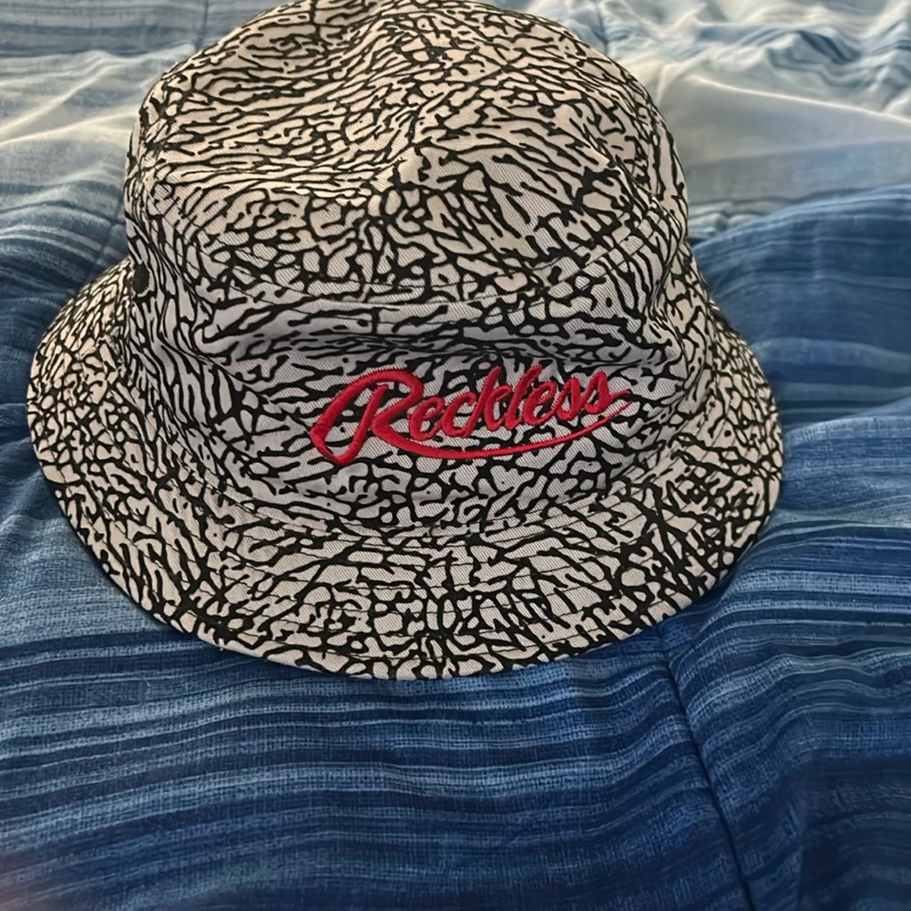 Reckless hat